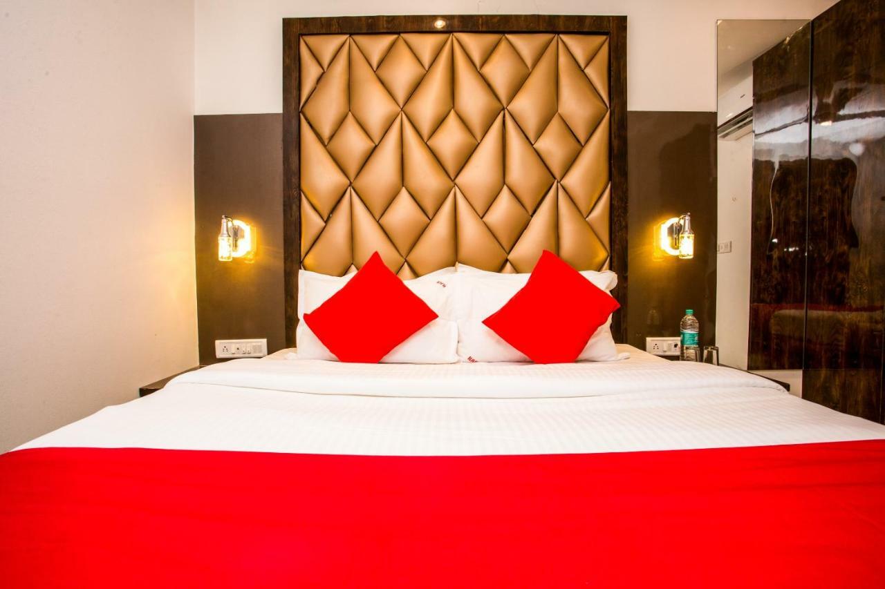 Oyo 37559 Hotel Al Haram Mumbai Exterior photo