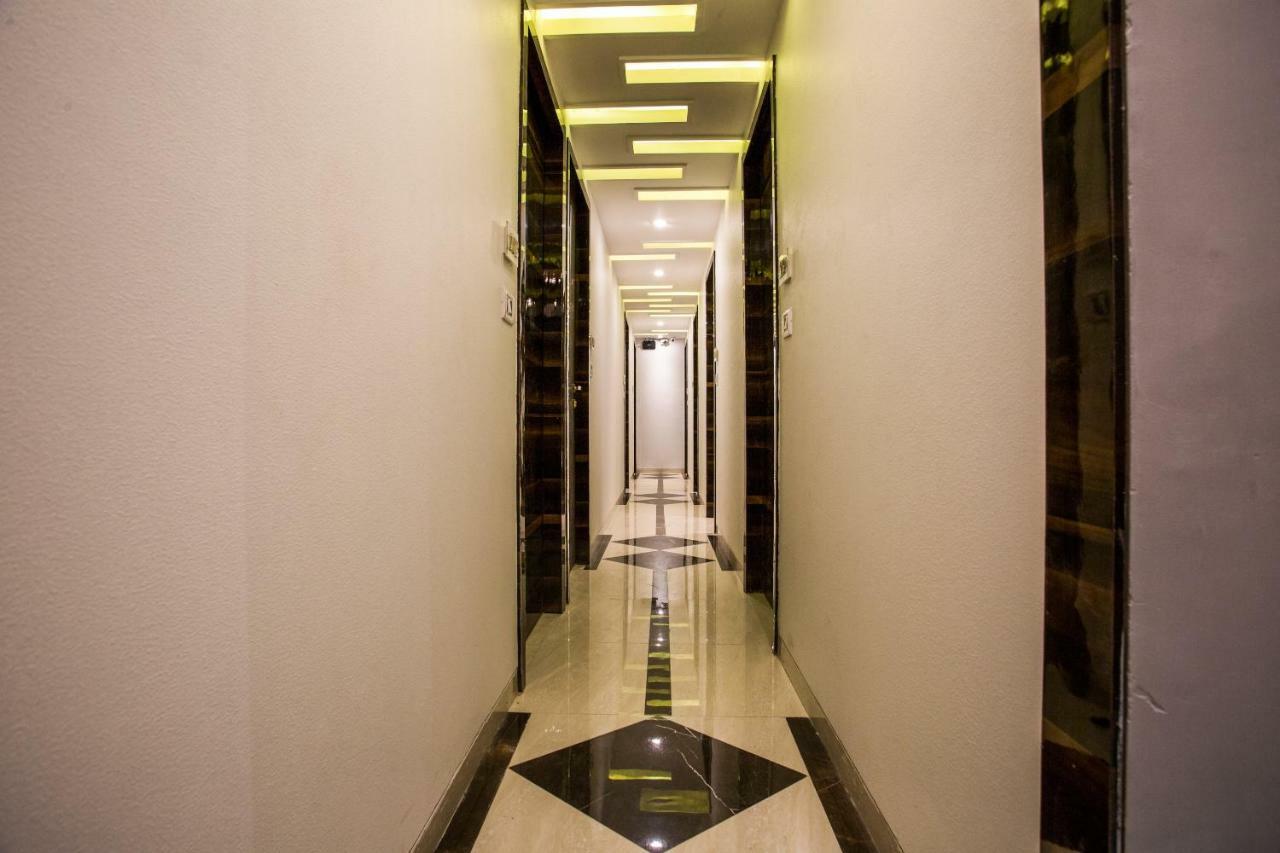 Oyo 37559 Hotel Al Haram Mumbai Exterior photo