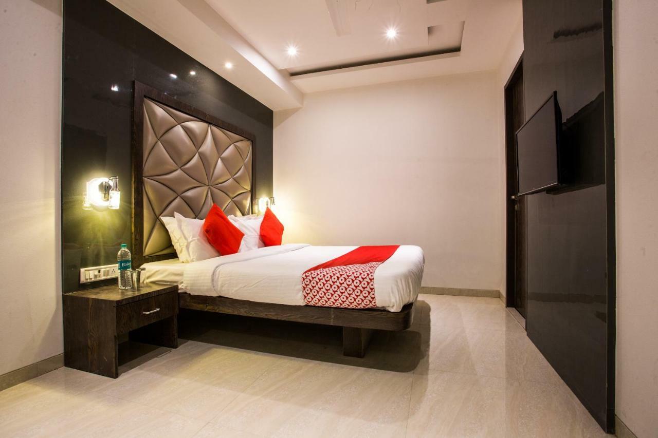 Oyo 37559 Hotel Al Haram Mumbai Exterior photo